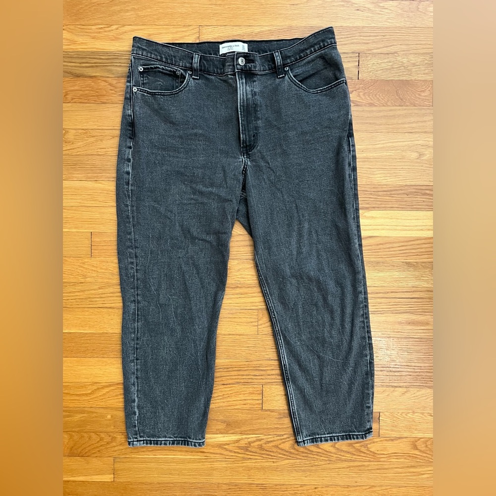 Abercrombie & Fitch The High Rise Mom Jean: faded black size 32/14 short